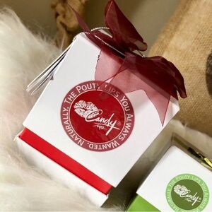 Hydrating Moisturizer - Red